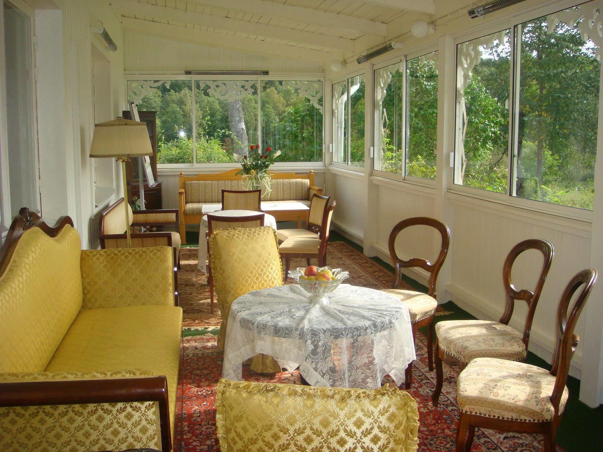 Lomakylät Skotteksgarden 4*